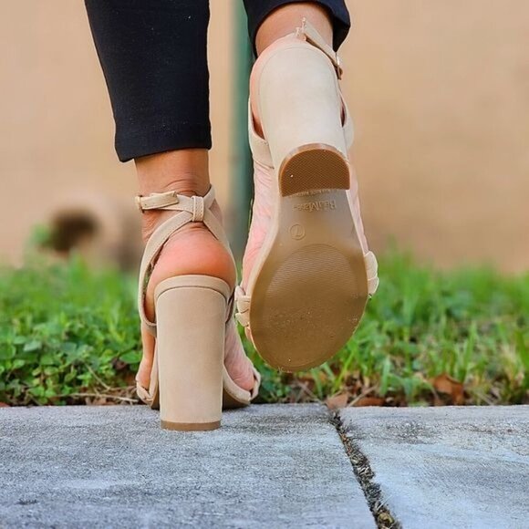 Chic Women’s Nude Braided High Heel Sandals with Side Buckle - Picture 5 of 5